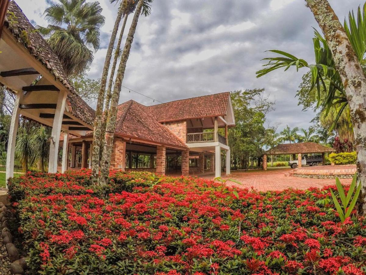 Hotel Hacienda Gualanday Apiay Exterior foto
